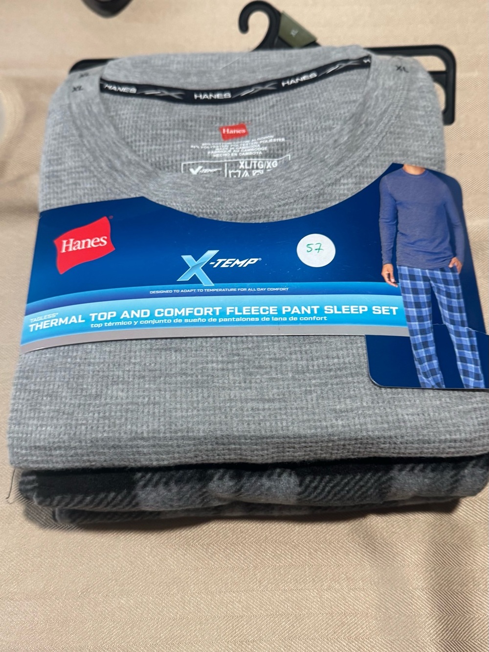 Hanes Men's Gray and Black Plaid Fleece‎ Pant Sleep Set